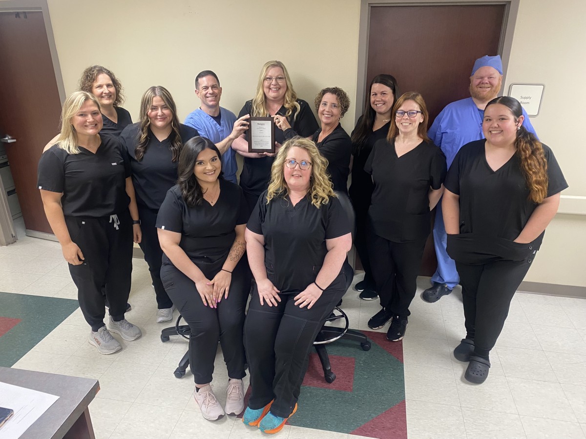 Highpoint Health Wound Care Team with 2023 Center of Distinction Award